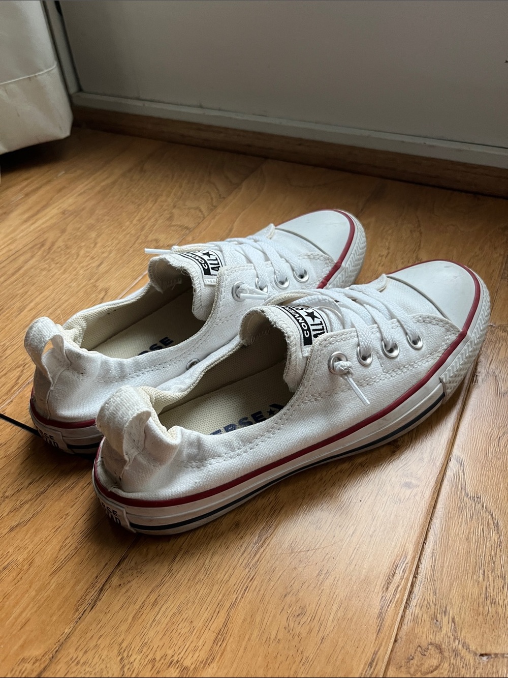 Slip-on low-top white converse